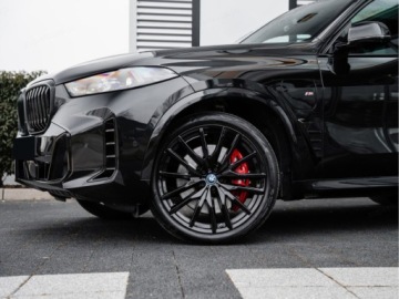 BMW X5 G05 SUV Plug-In Facelifting 3.0 50e 490KM 2026 BMW X5 xDrive50e Individual Edition Suv 3.0 (489KM) 2026, zdjęcie 13