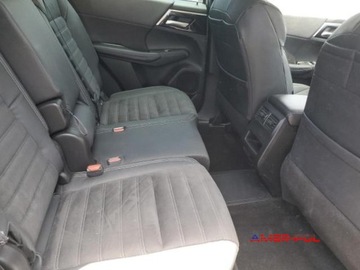 Mitsubishi Outlander III 2023 Mitsubishi Outlander 2023 r.,2,4L , 4x4 HYBRYDA PLUG - IN 2.4 Hybryda, zdjęcie 10
