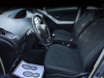 Toyota Yaris II Hatchback 5d 1.33 Dual VVT-i 101KM 2011 Toyota Yaris 1.3 Stan b.dobry Bez rdzy i korozji!!, zdjęcie 28