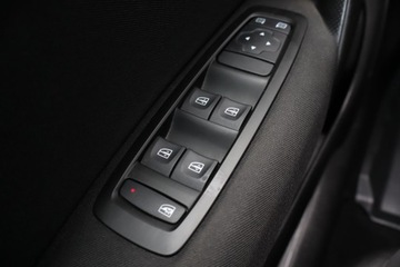 Renault Megane IV Grandtour 1.3 TCe 115 FAP 115KM 2019 Renault Megane 1.3 TCe, Salon Polska, zdjęcie 16