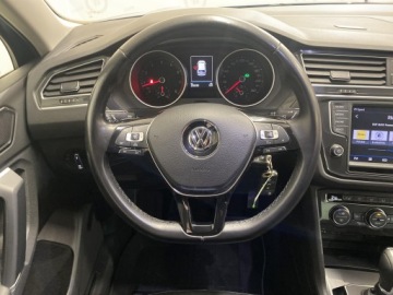 Volkswagen Tiguan I SUV Facelifting 2.0 TSI 180KM 2016 Volkswagen Tiguan II (2016-) Volkswagen Tiguan, Hy, zdjęcie 12