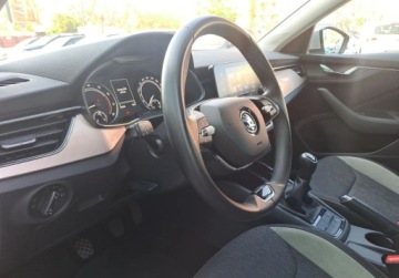 Skoda Scala Hatchback 1.0 TSI 110KM 2022 Skoda Scala 1,0 TSI 110KM STYLE Kamera SmartLink Grzane Fotele ASO PL VAT23, zdjęcie 12