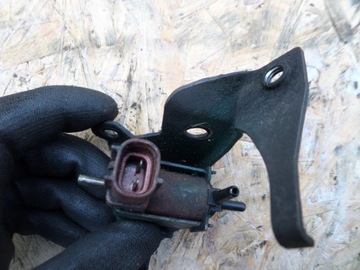 Вакуумный клапан Corolla Previa rav 4 e VRV D4D