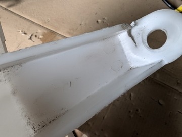 TOYOTA AURIS 13-19 бачок омывателя 85350-02200