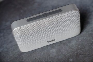 Bluetooth-колонка Teufel MOTIV GO серебристого цвета