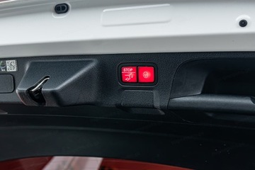 Mercedes CLA C118/X118 Shooting Brake 2.0 250 224KM 2023 MERCEDES-BENZ CLA 250 4-Matic AMG Line 2.0 224KM 2023, zdjęcie 31