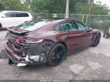 Porsche Panamera II Executive 3.0 330KM 2018 Porsche Panamera 2018r, 4x4, 3.0L 3.0 Benzyna 330KM, zdjęcie 6