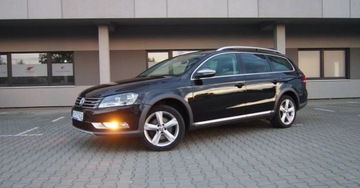 Volkswagen Passat B7 Variant 2.0 TDI CR DPF BlueMotion 140KM 2013 Volkswagen Passat Alltrack 4x4140KM AlltrackNAVIgacja 6 Biegow2xPDC 4Motion, zdjęcie 12
