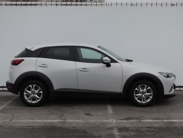 Mazda CX-3 Crossover 2.0 SKY-G 120KM 2016 Mazda CX-3 2.0 Skyactiv-G, Navi, Klima, zdjęcie 5