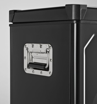 Портативный компрессорный холодильник-морозильник TB130 Indel