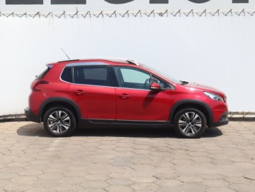 Peugeot 2008 I SUV Facelifting 1.2 PureTech 110KM 2019 Peugeot 2008 1.2 PureTech, Skóra, Navi, Klima, zdjęcie 5