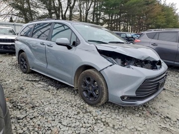 Toyota Sienna III 2025 Toyota Sienna XSE 2025 2.5 Hybryda 245KM, zdjęcie 4