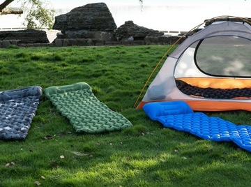 НАДУВНОЙ МАТРАС, КАМУФЛЯЖНОЕ СИДЕНЬЕ ДЛЯ КЕМПИНГА