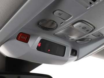 Peugeot 3008 II Crossover 1.5 BlueHDI 130KM 2018 Peugeot 3008 Automat Virtual Navi Kamera cofania, zdjęcie 39