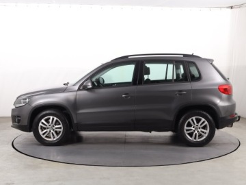 Volkswagen Tiguan I SUV Facelifting 2.0 TDI CR DPF BlueMotion 110KM 2013 VW Tiguan 2.0 TDI, Salon Polska, Serwis ASO, zdjęcie 2