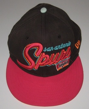 NBA - SAN ANTONIO SPURS - CZAPKA Z DASZKIEM