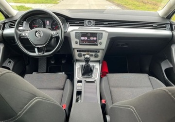 Volkswagen Passat B8 Variant 1.6 TDI 120KM 2015 Volkswagen Passat 1,6 Diesel 120 KM, Zadbany 1.6 Diesel 120KM, zdjęcie 9