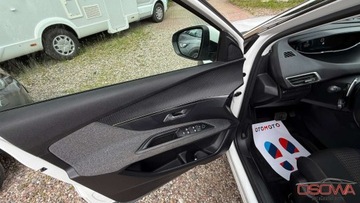 Peugeot 3008 II Crossover 1.6 BlueHDi 120KM 2017 Peugeot 3008 1.6hdi automat Navi kamera ledy bezwypadkowy zamiana 1.r.gwar, zdjęcie 21