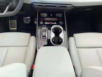 Audi A6 C8 Limousine Facelifting 2.0 40 TDI 204KM 2025 AUDI A6 TDI quattro S line Sedan (204KM) 2025, zdjęcie 8