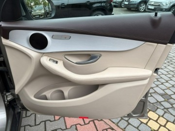 Mercedes GLC C253 Coupe Facelifting 2.0 200d 163KM 2020 Mercedes GLC 200 d Coupe Skóry CarPlay Hak FV23%, zdjęcie 17