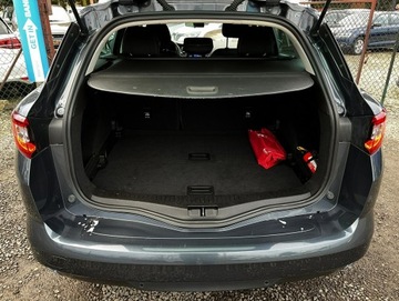 Renault Megane IV Grandtour 1.3 TCe 115 FAP 115KM 2019 Renault Megane 1.3 Benzyna / Limited / Salon PL, zdjęcie 32