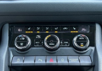 Skoda Kodiaq I SUV Facelifting 1.5 TSI 150KM 2023 Skoda Kodiaq Pakiet Comfort, ACC, CarPlay, GPS, Podgrzewane fotele, Kamera, zdjęcie 26