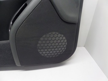 ОБИВКА БОКОВОЙ ДВЕРИ ЛЕВАЯ ПЕРЕДНЯЯ MERCEDES-BENZ C CLASS W203