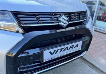 Suzuki 2025 Suzuki Vitara DEMO Premium Plus 1,4 mildHybrid 2WD 6MT Srebrny 1.4 140KM, zdjęcie 13