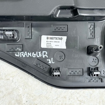 LIŠTA POLSTROVÁNÍ LAMPA LED JEEP WRANGLER JL SAHARA 6BR67TX7AD