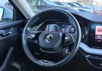 Skoda Octavia IV Liftback 2.0 TSI 190KM 2022 Skoda Octavia 4x4 MatrixLED Kamera Ogrzewana szyba Salon PL FVAT, zdjęcie 14