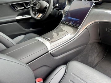 Mercedes GLC C254/X254 Coupe 2.0 220d 197KM 2026 GLC Coupe 220 d 4-Matic AMG Line 2.0 (197KM) 2026, zdjęcie 5