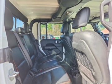 Jeep Gladiator 2023 Jeep Gladiator Mojave 2023 3.6 Benzyna 285KM, zdjęcie 10