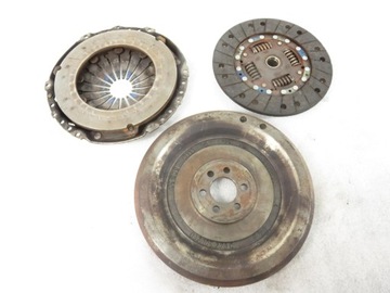 МАХОВИК VW GOLF IV (1J1) 1.9 TDI 90 - ALH 037105273C 028141035C