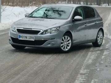 Peugeot 308 II Hatchback 5d 1.2 PureTech 130KM 2017 Peugeot 308 T9 1.2 Benzyna 131KM, zdjęcie 5