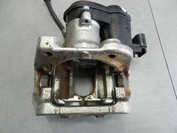 BMW 5 F10 520I TŘMEN LEVÝ ZADNÍ