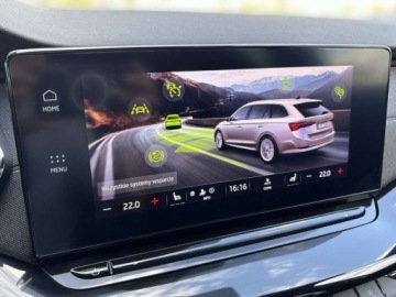Skoda Octavia IV Kombi 2.0 TDI 150KM 2023 Skoda Octavia SportLine Panorama Matrix Zawieszenie DCC Kessy Virtual, zdjęcie 24