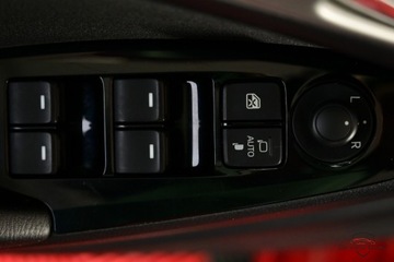 Mazda 3 III Hatchback Facelifting 2.0 SKYACTIV-G 120KM 2017 Mazda 3 2.0 16V Climatronic Full LED Navi RVM Podgrz.FotKier.Radar Gwaranc, zdjęcie 28