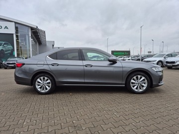 Skoda Superb III Liftback Facelifting 1.5 TSI 150KM 2025 Skoda Superb Selection 1.5 TSI DSG Auto z placu, zdjęcie 3