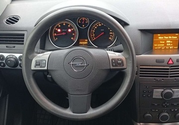 Opel Astra H Kombi 1.6 Twinport ECOTEC 105KM 2005 Opel Astra Zarejestrowany - ubezpieczony - benzyna - 1,6 - 105 KM 1.6 105KM, zdjęcie 20