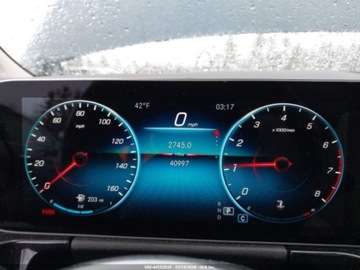 Mercedes GLA II 2021 Mercedes-Benz GLA 2021 r., 2,0L 4MATIC 2.0 Benzyna 221KM, zdjęcie 6