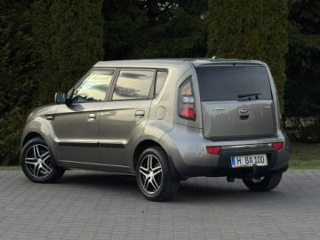 Kia Soul I Crossover 1.6 CRDI VGT 128KM 2009 Kia Soul I 1.6 CRDI Attract, zdjęcie 15