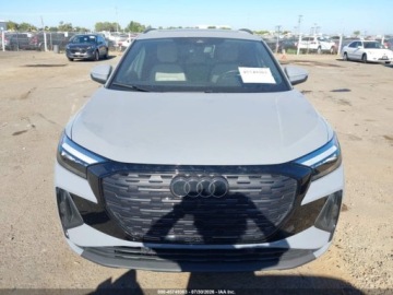 Audi Q4 2025 Audi Q4 e-tron Premium Plus 55 Quattro 2025 Elektryczny 335KM, zdjęcie 7