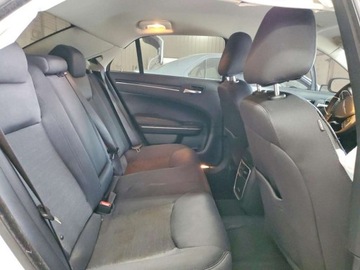 Chrysler 300C II 2023 Chrysler 300 Touring 2023 3.6 Benzyna 292KM, zdjęcie 10