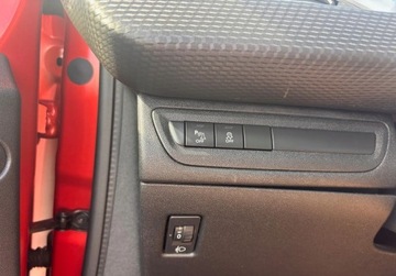 Peugeot 2008 I SUV 1.2 PureTech 82KM 2015 Peugeot 2008 1.2B solar ksiazka zadbany 1.2 Benzyna 82KM, zdjęcie 28