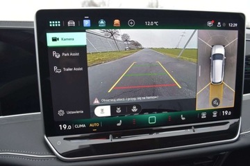 Volkswagen Passat B8 Variant Facelifting 2.0 TDI SCR 150KM 2024 Volkswagen Passat Variant 2.0TDI 150KM Elegance IQ.Drive HAK Masaz ACC Kam, zdjęcie 15