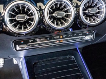 Mercedes GLA II Off-roader AMG Facelifting 2.0 35 306KM 2025 MERCEDES-BENZ GLA AMG 35 4-Matic Suv 2.0 (306KM) 2025, zdjęcie 9