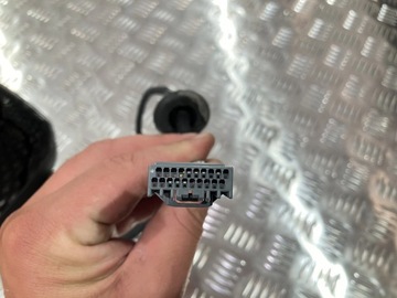 ZRCÁTKO LEVÉ 7 PIN VOLVO EC40 C40 019 UK