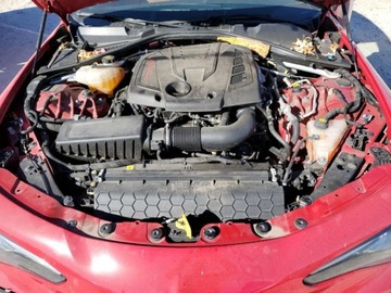 Alfa Romeo Giulia II Sedan 2.0 TBi 280KM 2017 Alfa Romeo Giulia Ti Q4 2017 2.0l 2.0 Benzyna 280KM, zdjęcie 6