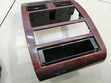 РАМКА ЦЕНТРАЛЬНОЙ ПАНЕЛИ TOYOTA AVENSIS I 2.0D