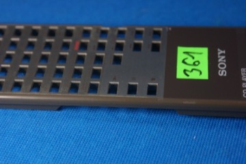ОРИГИНАЛ ПУЛЬТА SONY RM-D771 ПОВРЕЖДЕН